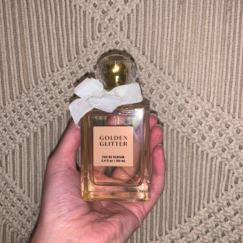 Perfume (like new)